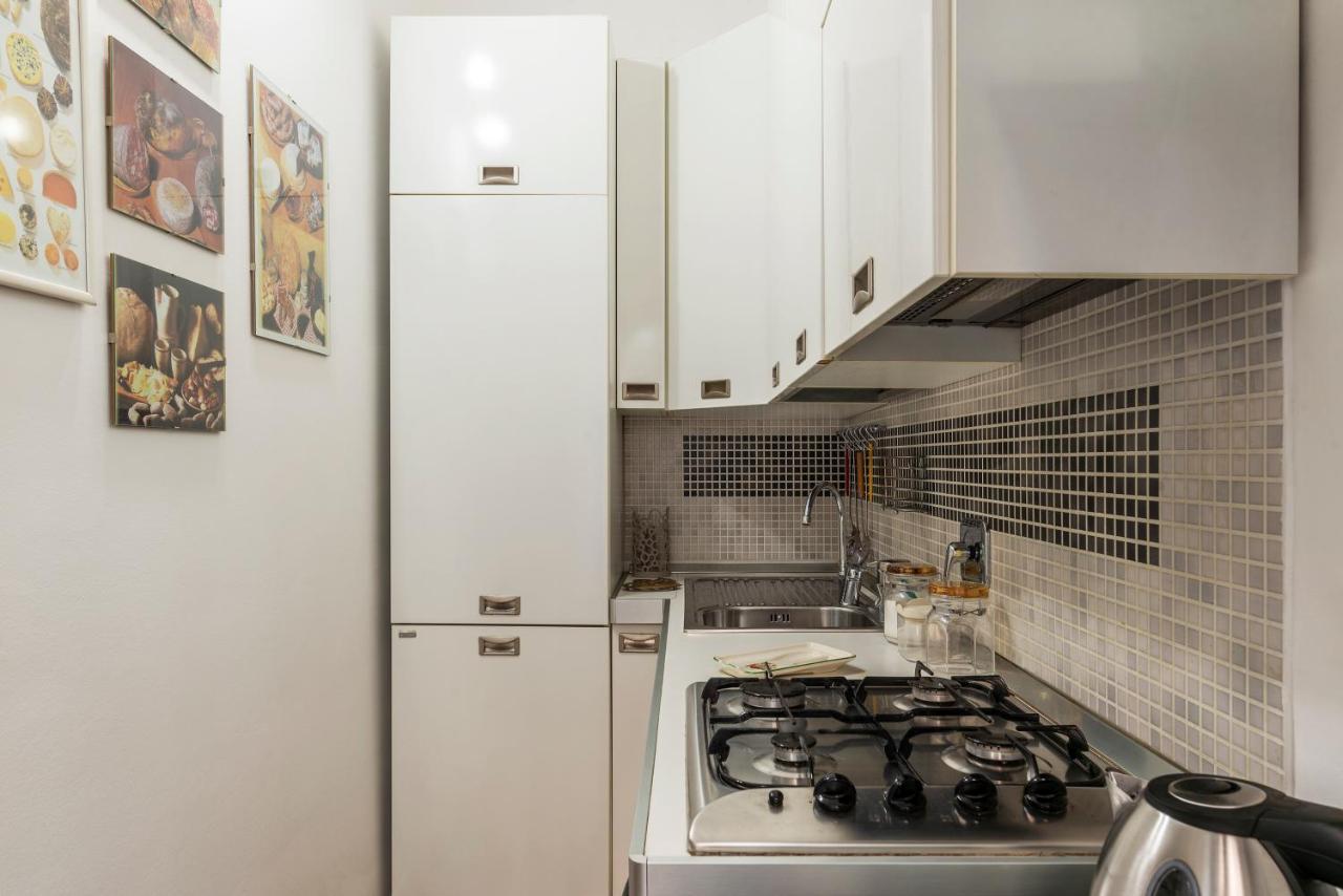 Rione Monti & Cavour Apartment Roma Exterior foto